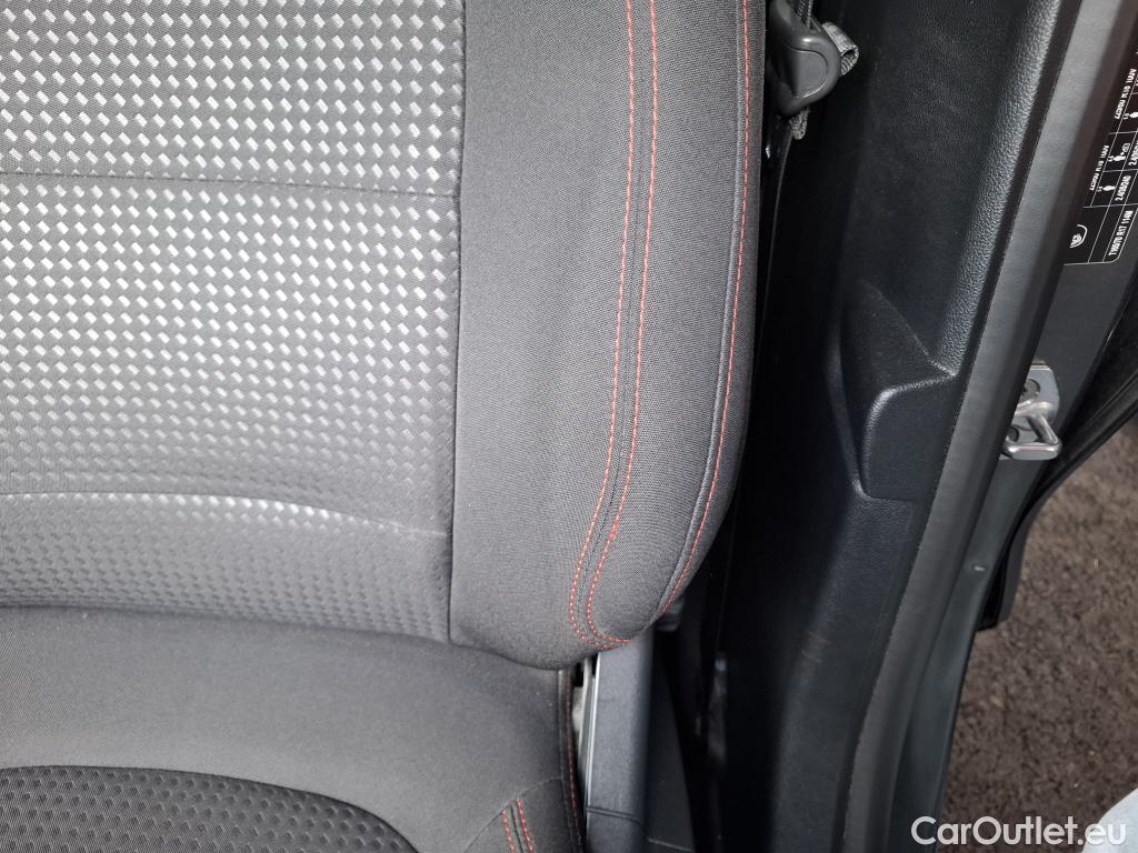  Ford  Kuga FORD  / 2019 / 5P / SUV 2.5 190 hybrid Flexifuel Pshift ST-Line #23
