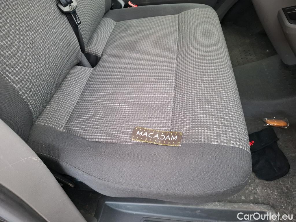  Volkswagen  Transporter VOLKSWAGEN  / 2019 / 4P / Fourgon tôlé 2.0 TDi 150 DSG7 L1H1 Business Plus #36