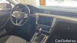  Volkswagen  Passat 2.0 TDI SCR DSG Variant #6