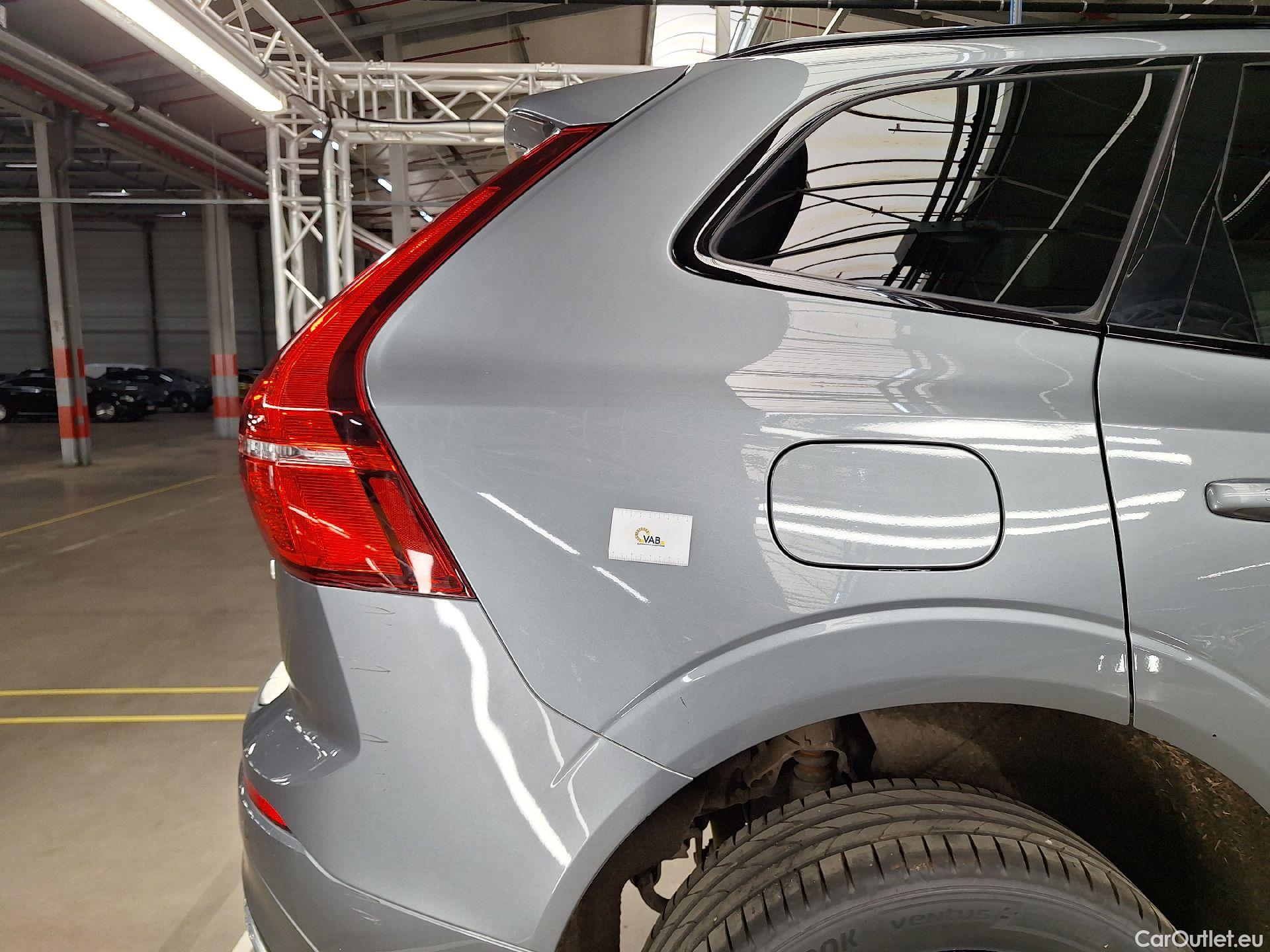  Volvo  XC60 Volvo,  '17, Volvo  D4 120kW Geartronic R-Design 5d #35
