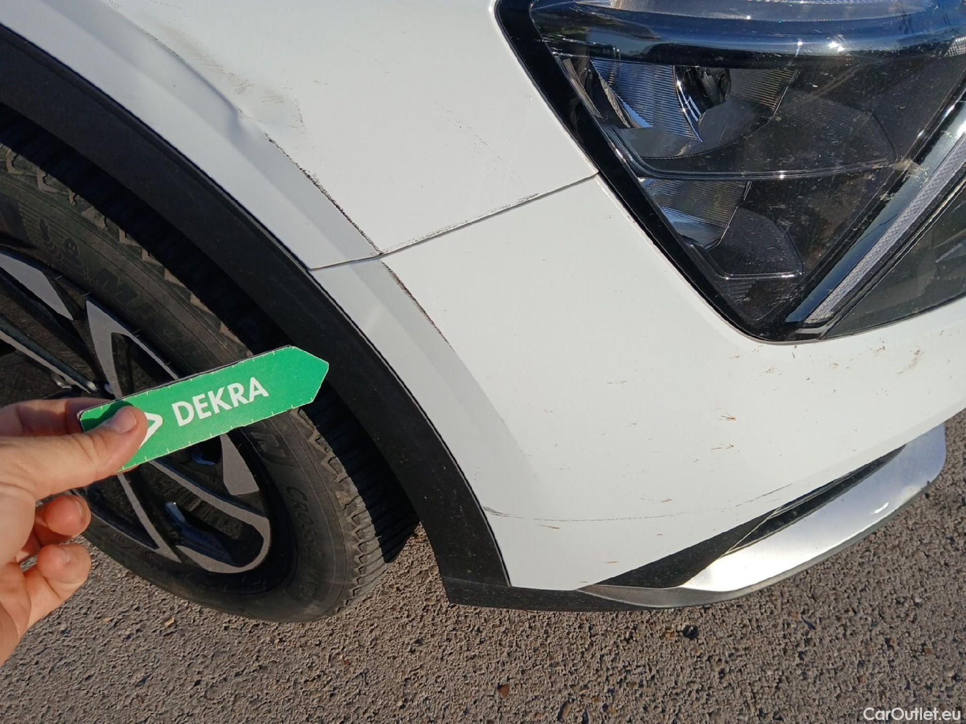  KIA  Sportage KIA  / 2022 / 5P / todoterreno 1.6 T-GDi HEV 171kW (230CV) Drive 4X2 #17