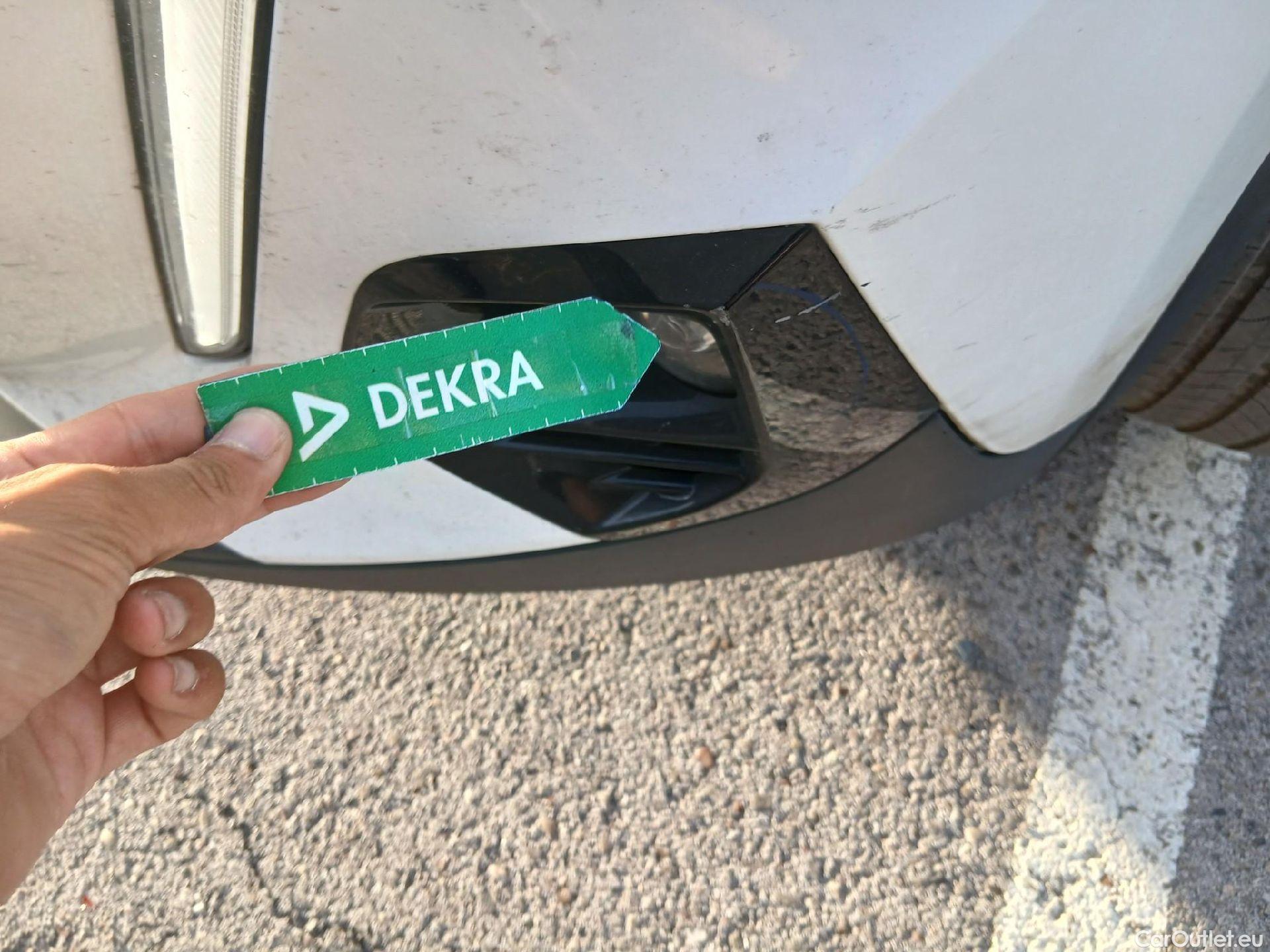  Peugeot  2008 PEUGEOT  / 2019 / 5P / todoterreno Active BlueHDI 81kW (110CV) #4