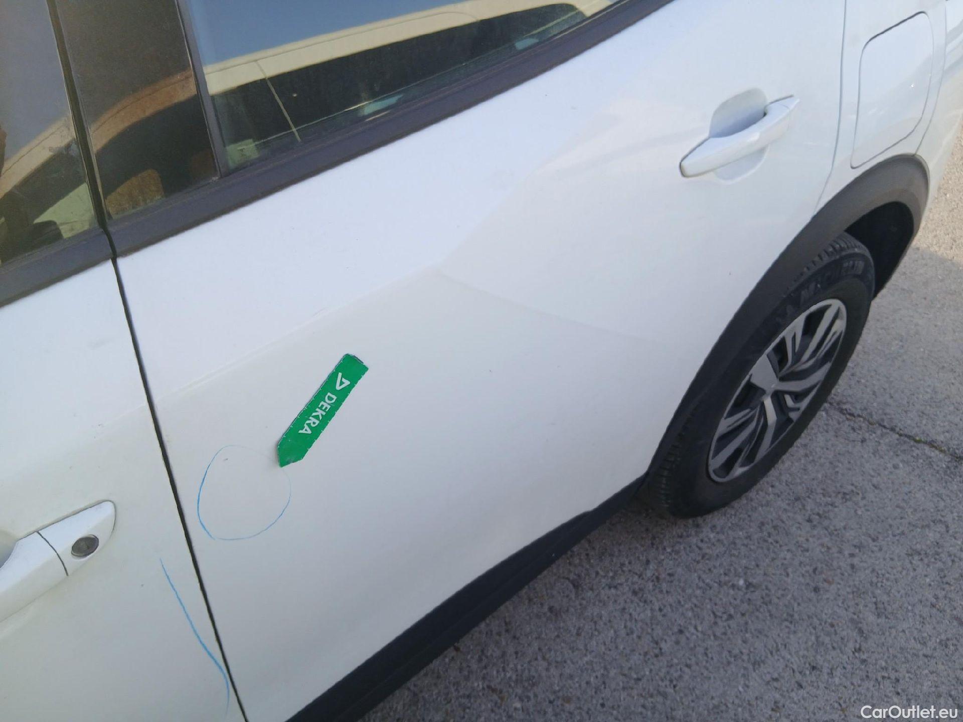  Peugeot  2008 PEUGEOT  / 2019 / 5P / todoterreno Active BlueHDI 81kW (110CV) #10