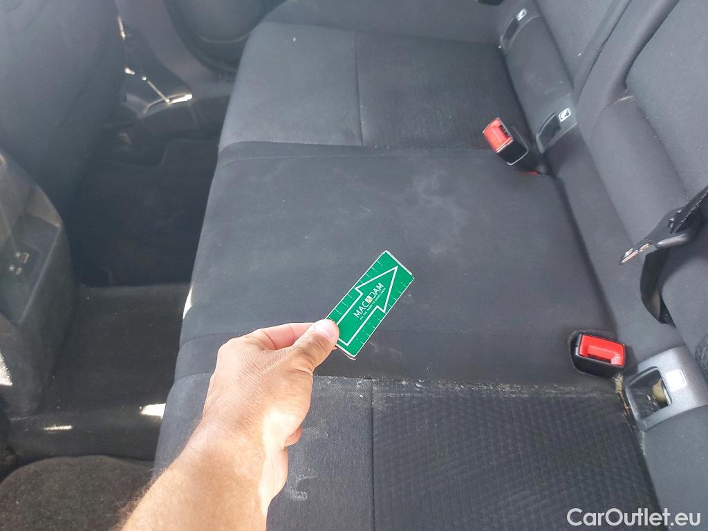  Nissan  Qashqai NISSAN  / 2021 / 5P / todoterreno DIG-T 116kW Xtronic N-Connecta #13