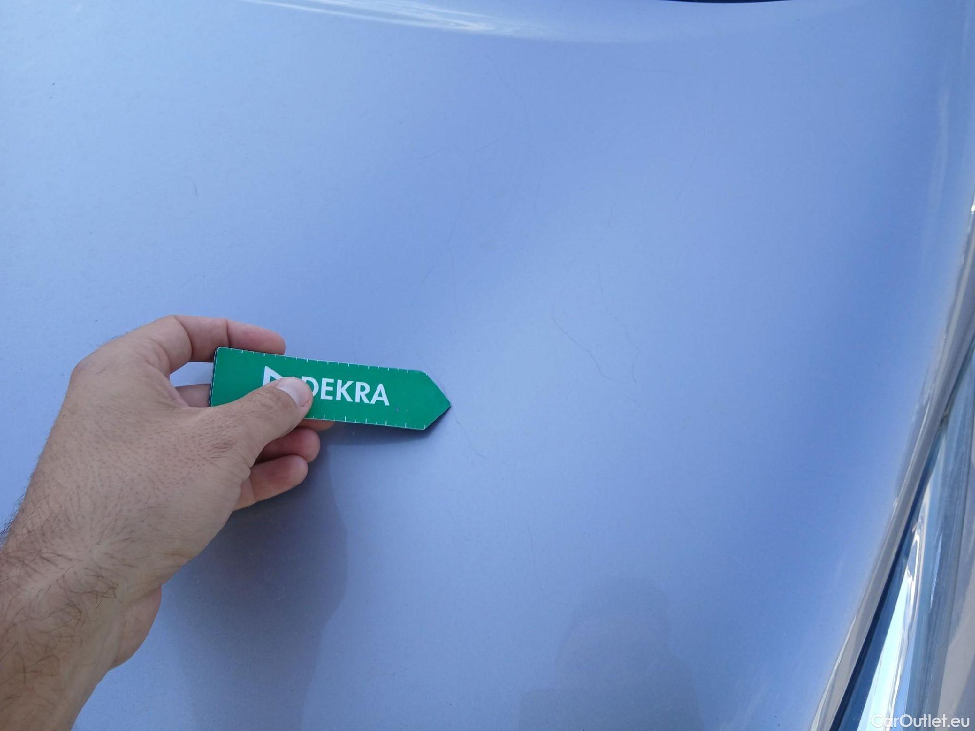  Toyota  C-HR TOYOTA  / 2016 / 5P / todoterreno 1.8 125H Advance (CX) #7