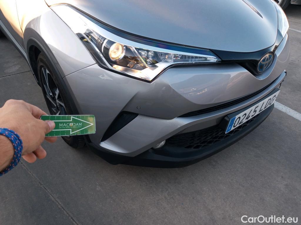  Toyota  C-HR TOYOTA  / 2016 / 5P / todoterreno 1.8 125H Advance (CX) #38