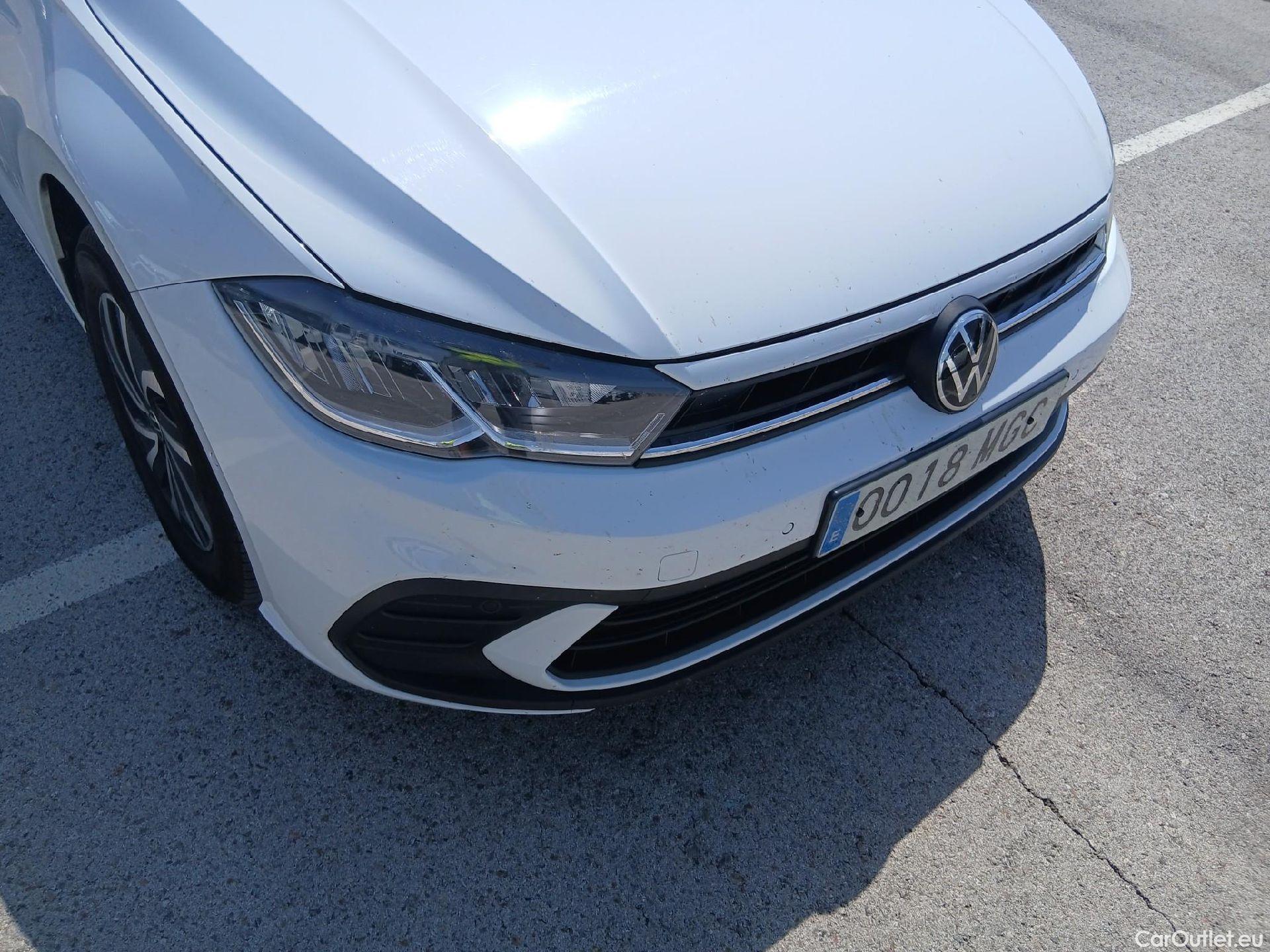  Volkswagen  Polo VOLKSWAGEN  / 2021 / 5P / berlina con portón Life 1.0 TSI 70kW (95CV) #4
