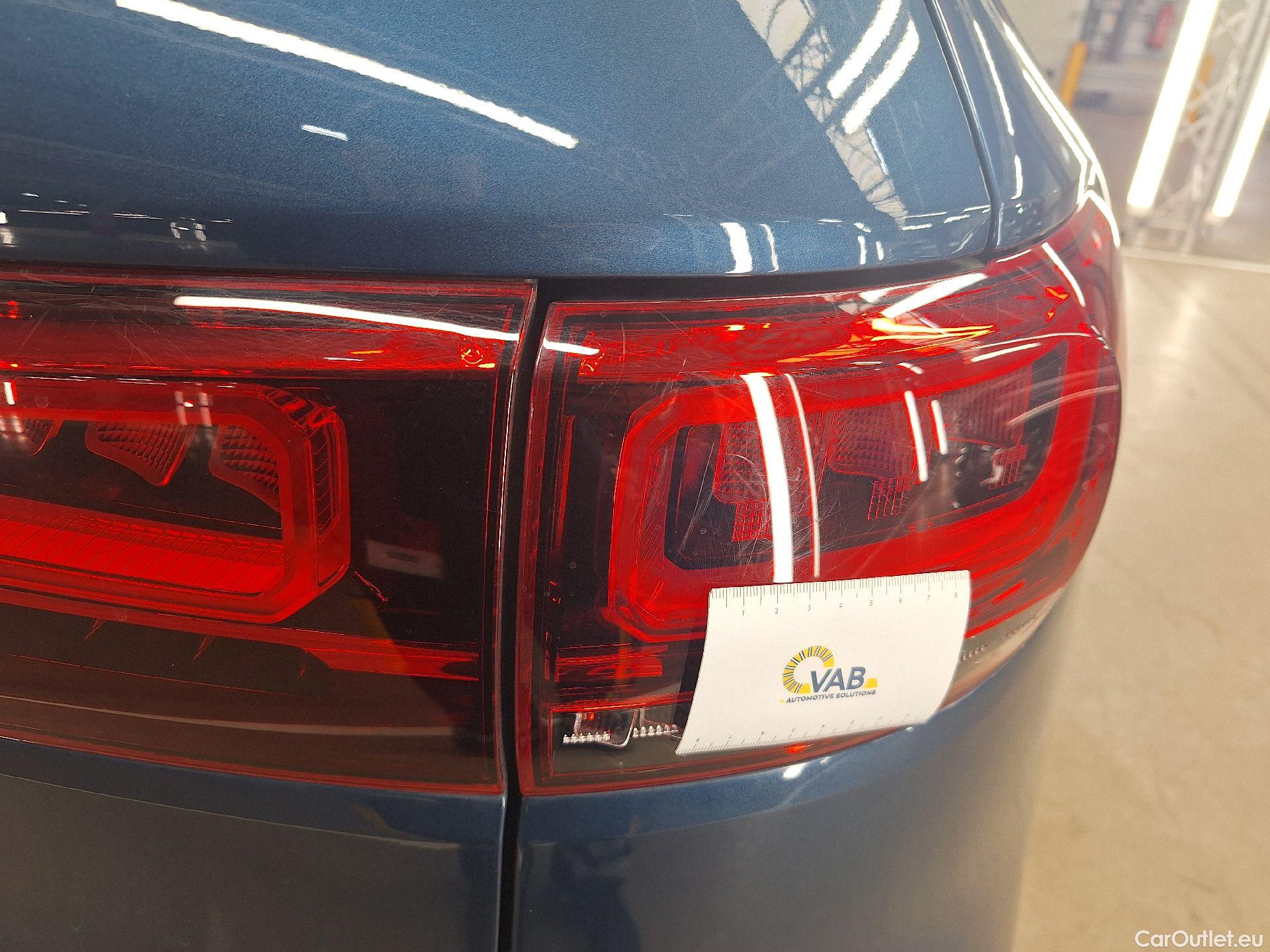  Mercedes  GLB Mercedes,  '19, Mercedes-Benz   180 d Luxury Line 5d #54