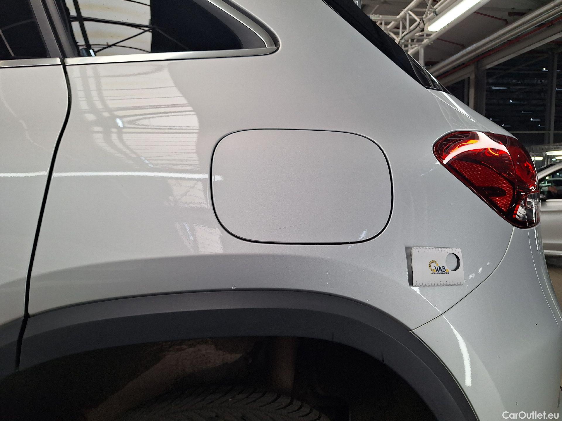  Mercedes  GLA Mercedes,  '20 PHEV, Mercedes-Benz   250e Business Solution 5d #15