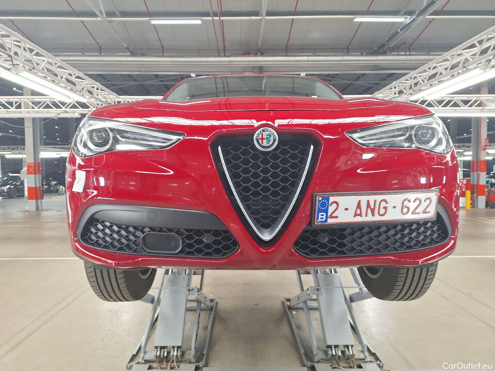  Alfa Romeo   STELVIO Alfa Romeo, '17, Alfa Romeo 2.2 D 160 Super 5d #29