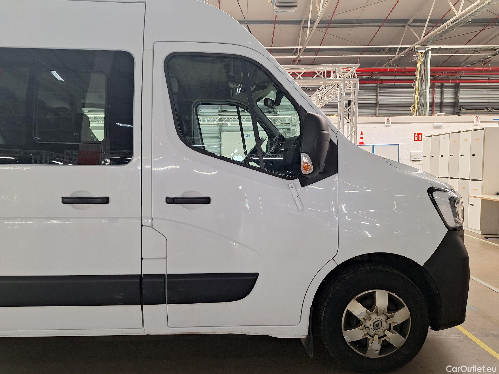  Renault  Master Renault, _ '19, Renault  L2H2 Blue dCi 135 - 3.5 DC Grand Co #99
