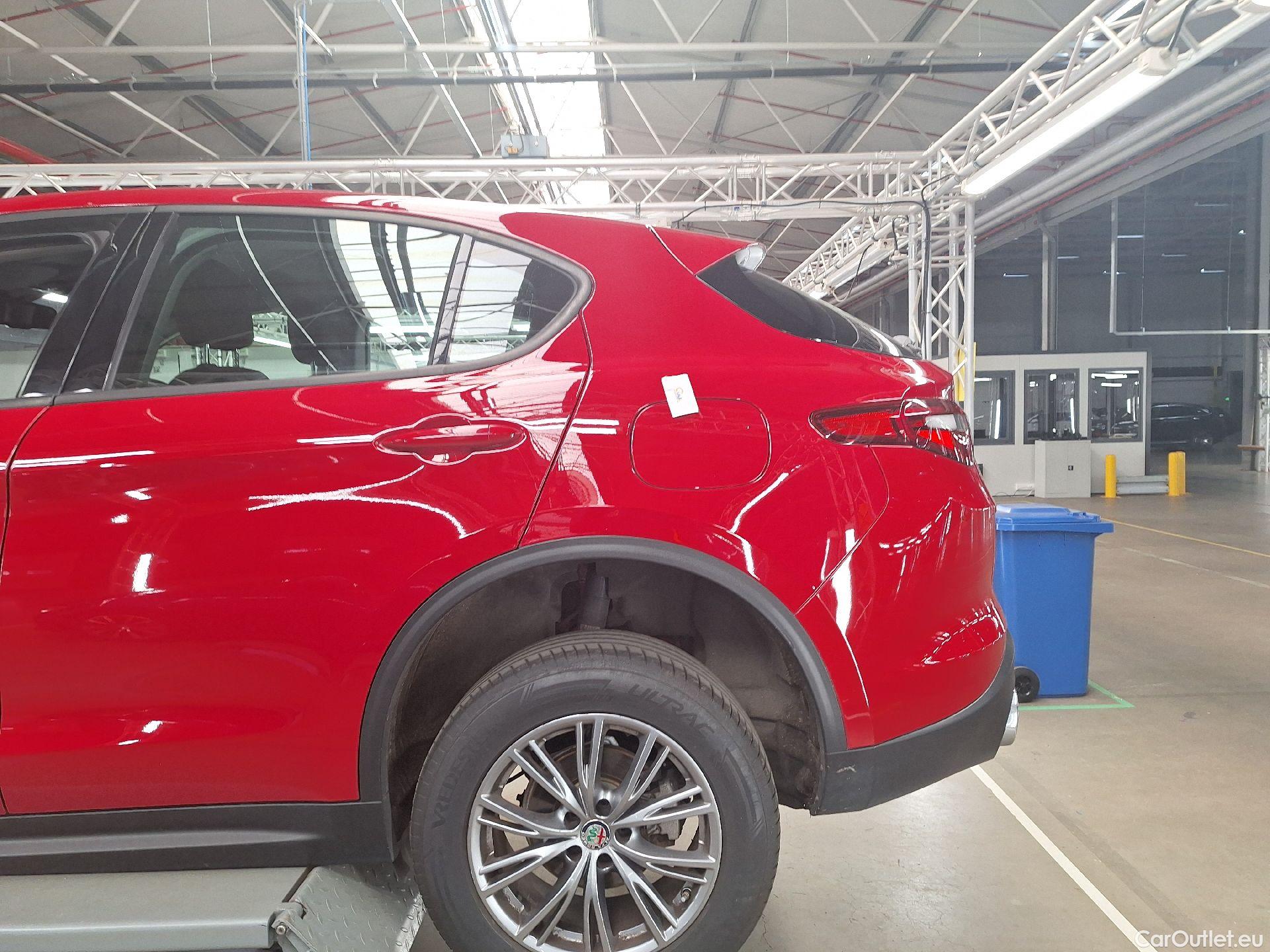  Alfa Romeo   STELVIO Alfa Romeo, '17, Alfa Romeo 2.2 D 160 Super 5d #10