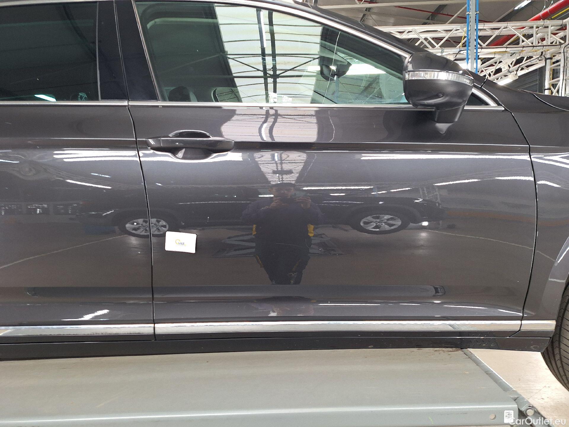  Volkswagen  Passat VW,  Variant FL'19, Volkswagen  Variant 2.0 TDI SCR 110kW DSG7 E #25