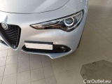  Alfa Romeo   STELVIO ALFA ROMEO / 2017 / 5P / SUV 2.2 TD 190 CV SPRINT AT8 Q4 #26