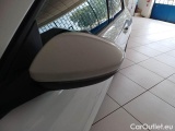  Peugeot  208 PEUGEOT  / 2019 / 5P / BERLINA ALLURE PACK BLUEHDI 100 S/S #136