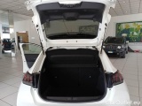  Peugeot  208 PEUGEOT  / 2019 / 5P / BERLINA ALLURE PACK BLUEHDI 100 S/S #190