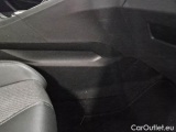  Peugeot  3008 PEUGEOT  / 2020 / 5P / SUV BLUEHDI 130 EAT8 SeS ALLURE #71