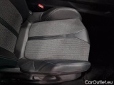  Peugeot  3008 PEUGEOT  / 2020 / 5P / SUV BLUEHDI 130 EAT8 SeS ALLURE #74
