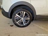  Peugeot  3008 PEUGEOT  / 2020 / 5P / SUV BLUEHDI 130 EAT8 SeS ALLURE #18