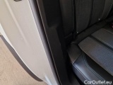  Peugeot  3008 PEUGEOT  / 2020 / 5P / SUV BLUEHDI 130 EAT8 SeS ALLURE #101