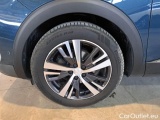  Peugeot  3008 PEUGEOT  / 2020 / 5P / SUV BLUEHDI 130 EAT8 SeS ALLURE #20