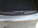  Peugeot  308 PEUGEOT  / 2017 / 5P / STATION WAGON SW ACTIVE BLUEHDI 130 SeS #106