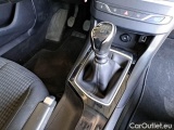  Peugeot  308 PEUGEOT  / 2017 / 5P / STATION WAGON SW ACTIVE BLUEHDI 130 SeS #128