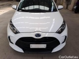  Toyota  Yaris TOYOTA  / 2020 / 5P / BERLINA HYBRID BUSINESS MY22 #30