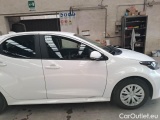  Toyota  Yaris TOYOTA  / 2020 / 5P / BERLINA HYBRID BUSINESS MY22 #37
