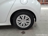  Toyota  Yaris TOYOTA  / 2020 / 5P / BERLINA HYBRID BUSINESS MY22 #72