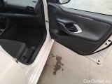  Toyota  Yaris TOYOTA  / 2020 / 5P / BERLINA HYBRID BUSINESS MY22 #110