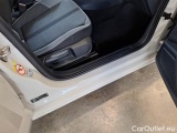  Volkswagen  Polo VOLKSWAGEN  / 2021 / 5P / BERLINA 1.0 TSI STYLE #108