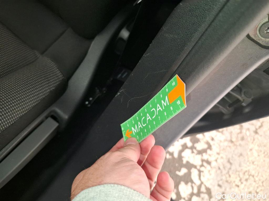  Citroen  C3  Max 1.2 PureTech 80CV BVM5 6E #4