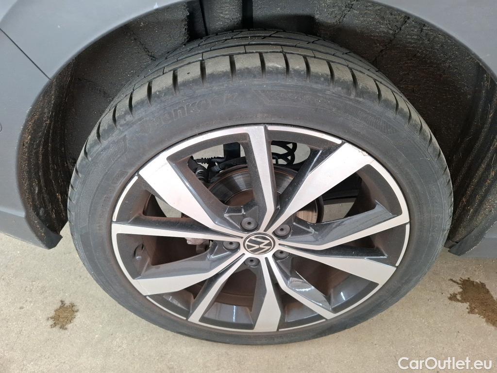  Volkswagen  Taigo  R-Line 1.5 TSI 150CV BVA7 E6d #12