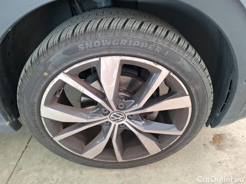  Volkswagen  Taigo  R-Line 1.5 TSI 150CV BVA7 E6d #35