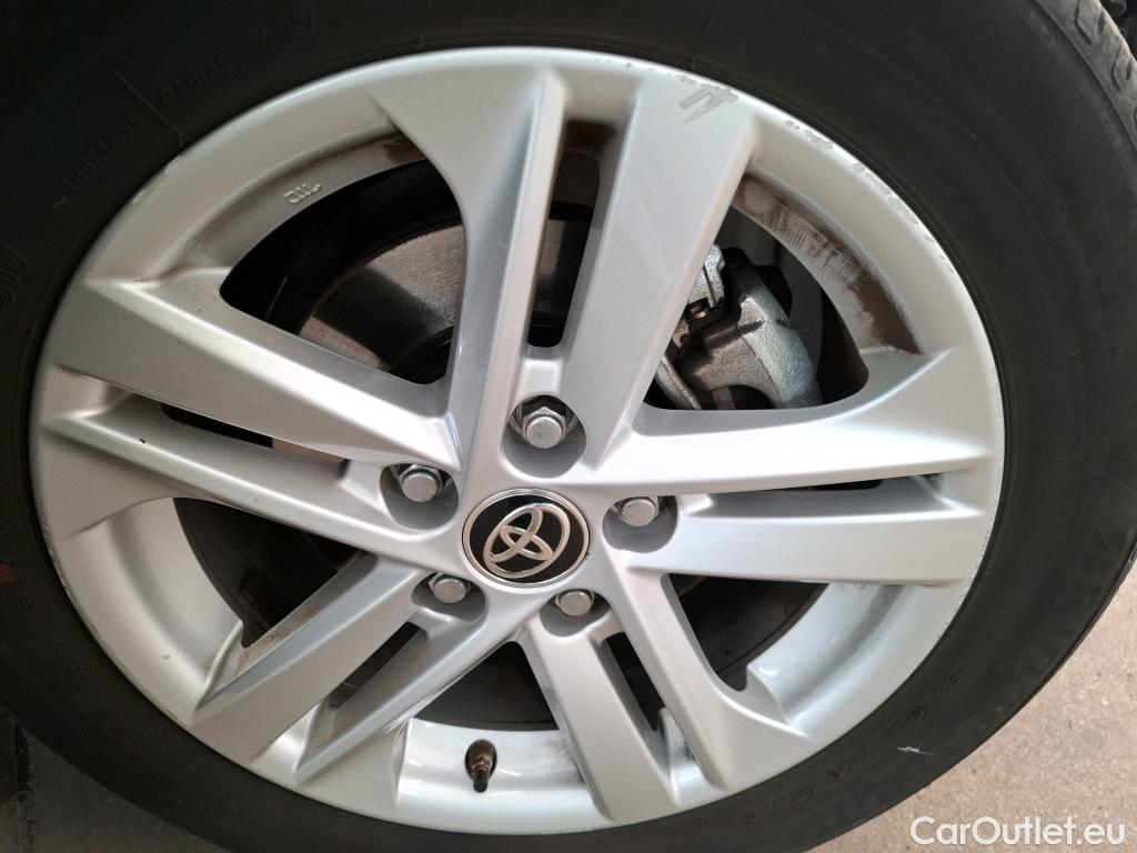 Toyota  Corolla TOYOTA  / 2018 / 5P / Berline Hybride 122h Dynamic Business Stage Acad #40