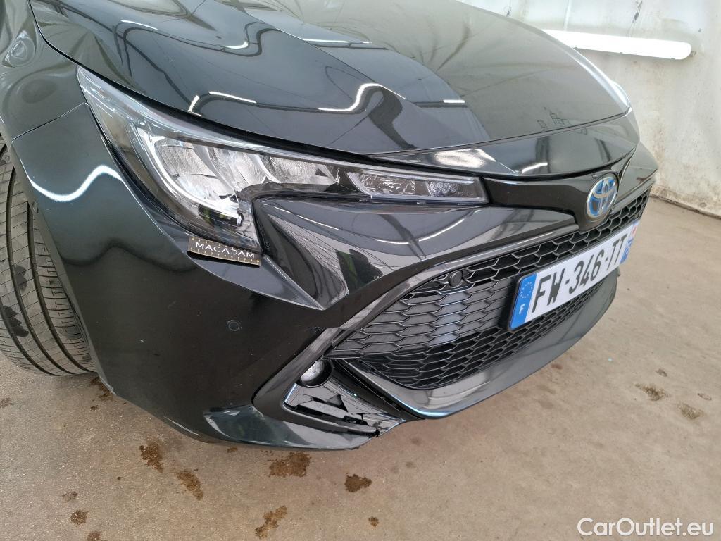  Toyota  Corolla TOYOTA  / 2018 / 5P / Berline Hybride 122h Dynamic Business Stage Acad #35