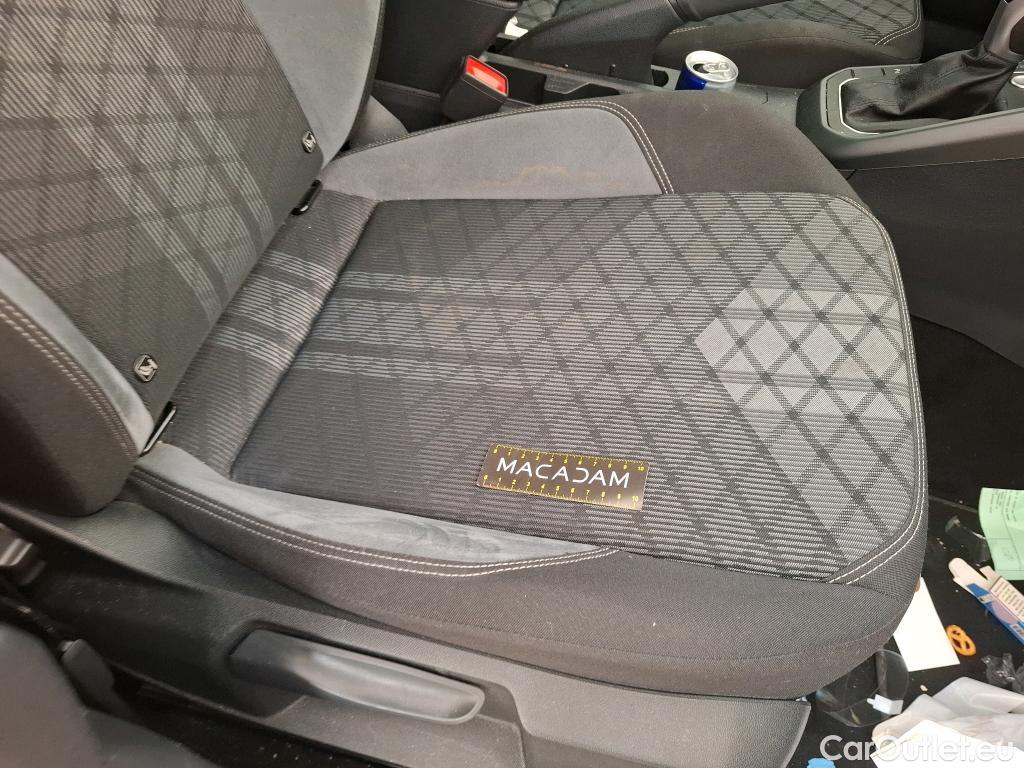  Volkswagen  Taigo  R-Line 1.5 TSI 150CV BVA7 E6d #51