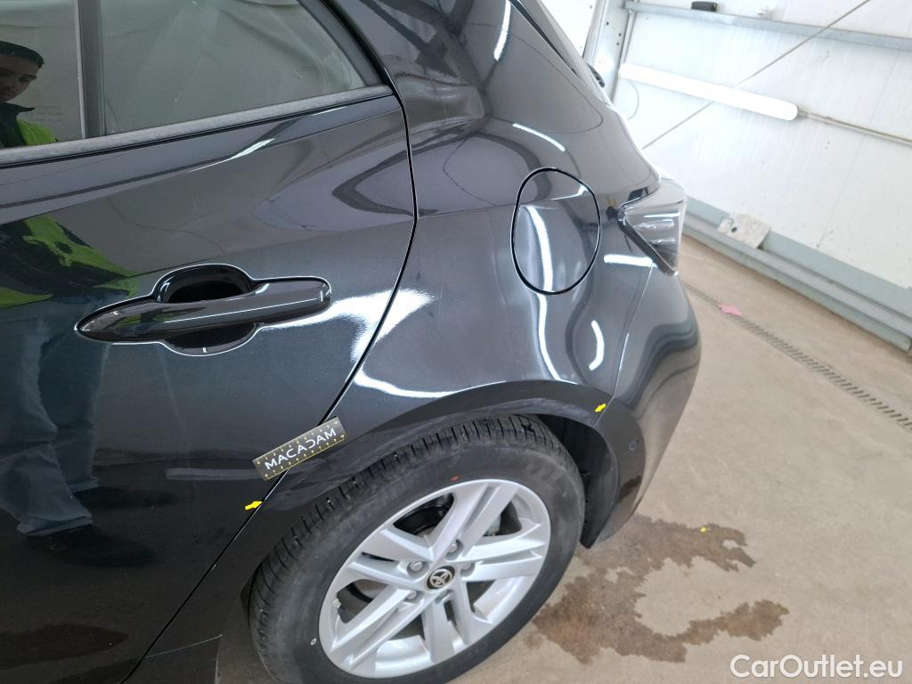  Toyota  Corolla TOYOTA  / 2018 / 5P / Berline Hybride 122h Dynamic Business Stage Acad #55