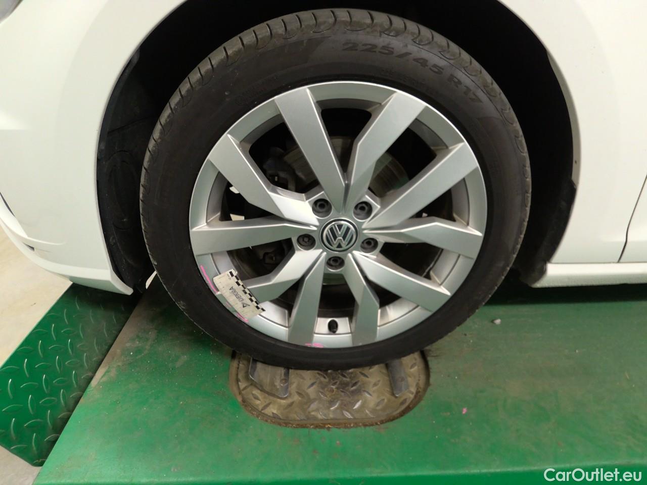  Volkswagen  Golf  Sp.Combi TSI 150 GT Aut. #33