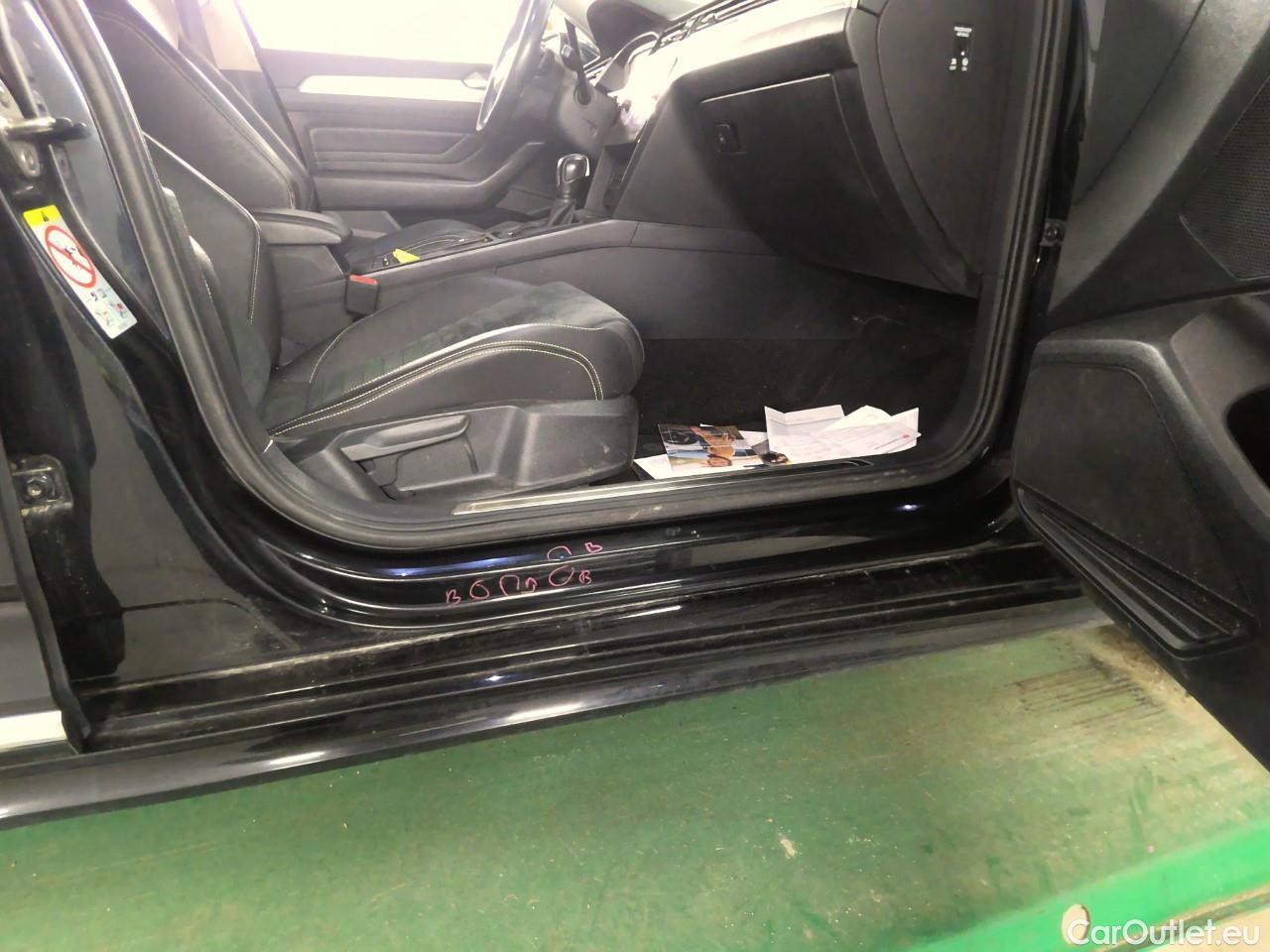  Volkswagen  Passat Pass.SC TDI 200 GT 4M Aut #8