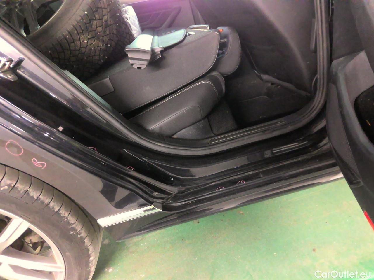  Volkswagen  Passat Pass.SC TDI 200 GT 4M Aut #10