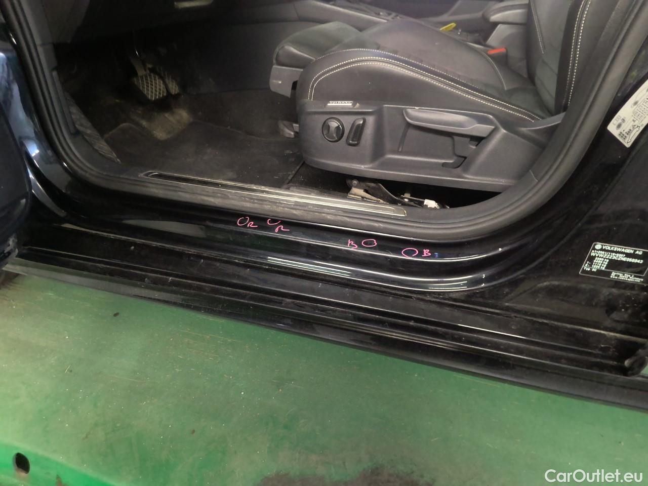  Volkswagen  Passat Pass.SC TDI 200 GT 4M Aut #36