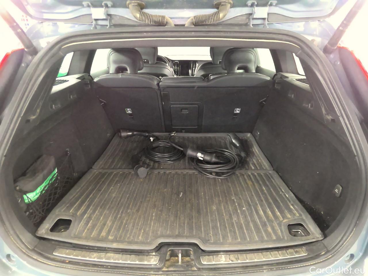  Volvo  V60  T6 TE AWD R-Design Aut. #2