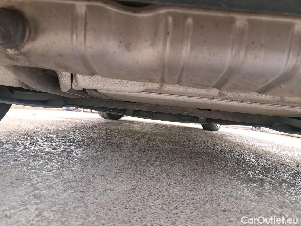  Renault  Clio  V Business 1.6 E-TECH Hybrid 140CV BVA6 E6d #36