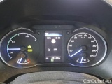  Toyota  Yaris TOYOTA  / 2017 / 5P / BERLINA 1.5 HYBRID BUSINESS #4