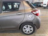 Toyota  Yaris TOYOTA  / 2017 / 5P / BERLINA 1.5 HYBRID BUSINESS #78
