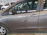  Toyota  Yaris TOYOTA  / 2017 / 5P / BERLINA 1.5 HYBRID BUSINESS #86