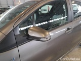  Toyota  Yaris TOYOTA  / 2017 / 5P / BERLINA 1.5 HYBRID BUSINESS #95