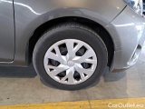  Toyota  Yaris TOYOTA  / 2017 / 5P / BERLINA 1.5 HYBRID BUSINESS #101